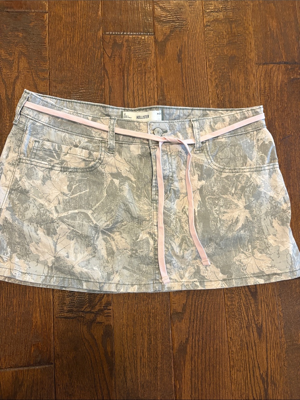 Hollister camo miniskirt with built-in shorts size 12